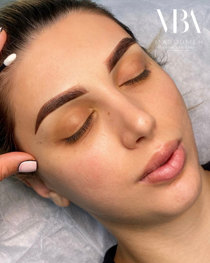What is the Difference Between Microblading and Ombre Brows?